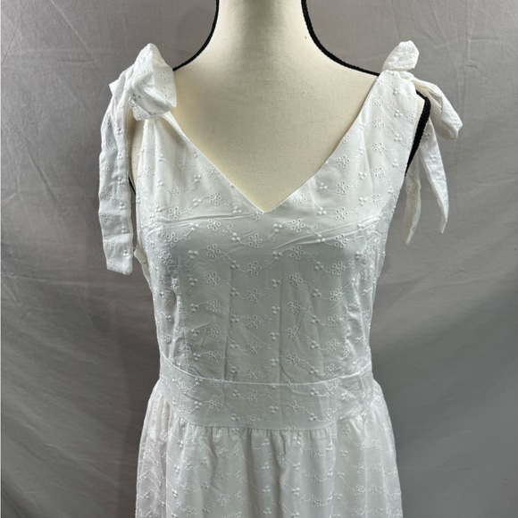 Eyelet Embroidery Shoulder Tie Ruffle Hem Dress White - Picture 6 of 8